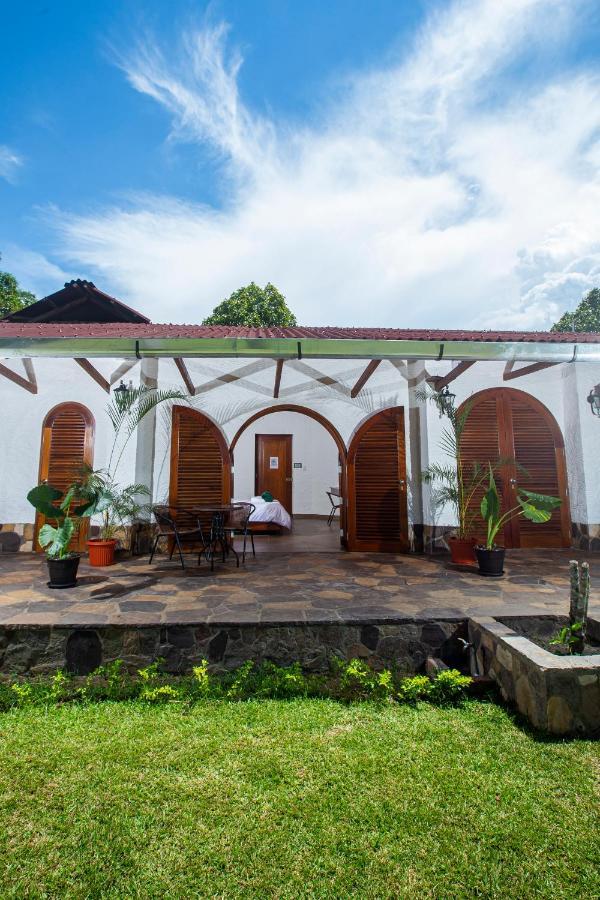 Apu Samay Nature Lodge Тарапото Екстериор снимка